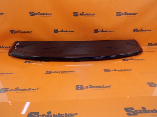 Spoiler hinten mit - , bremslicht